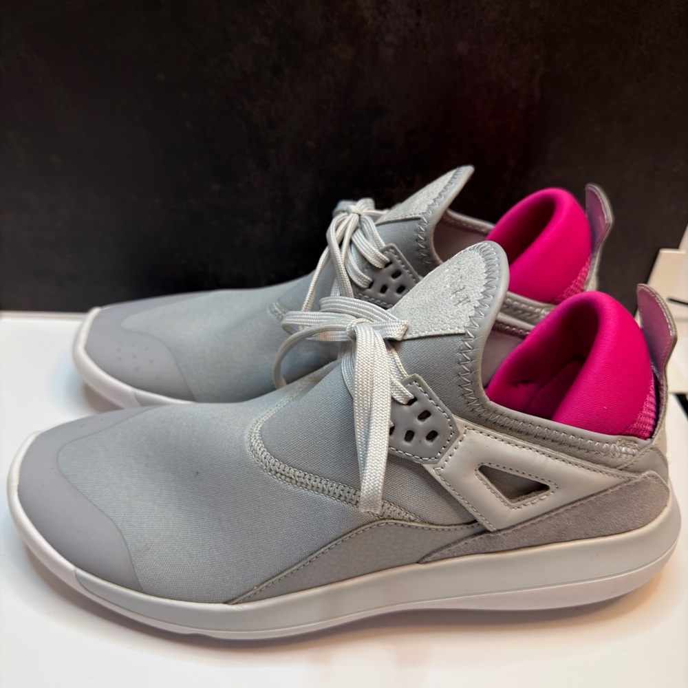 Jordan Fly ‘89GG Women's Gray and Pink Sneakers